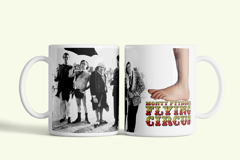 Monty Python csoport bögre, fehér kerámia, egyedi nyomtatott mintával