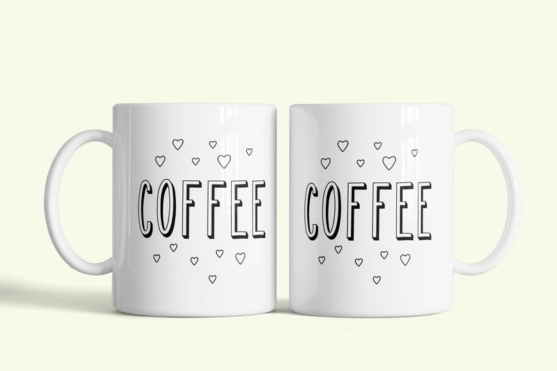 Angol feliratos bögre „Coffee” szívecskékkel, fehér kerámia, egyedi nyomtatott mintával