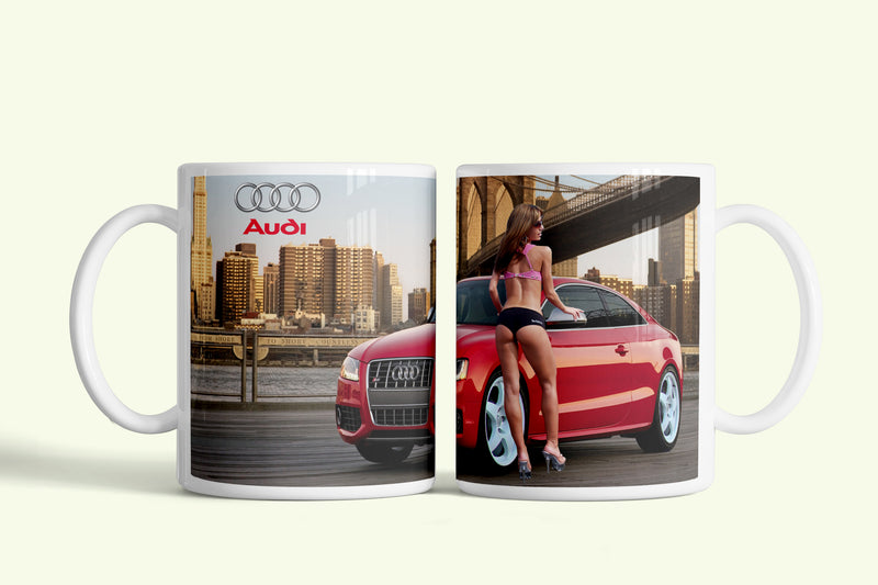 Audi bögre piros A5-tel és modellel, fehér kerámia, egyedi nyomtatott mintával