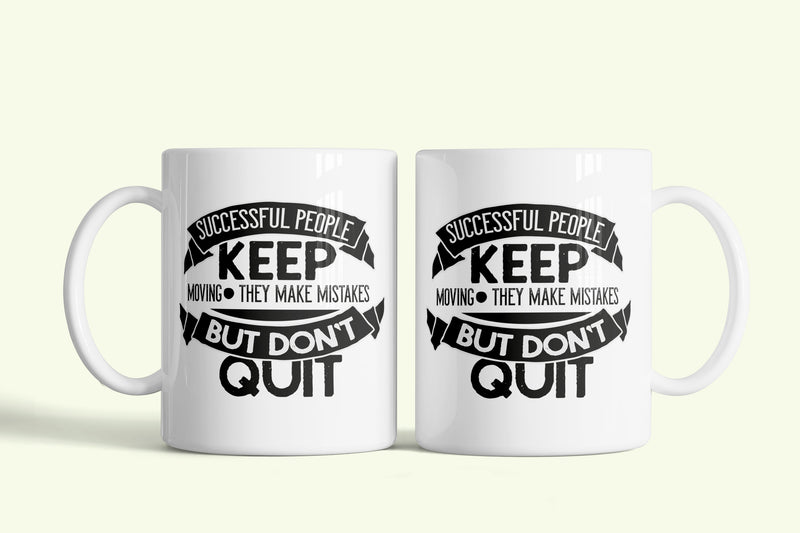 Angol feliratos bögre „Keep moving but don't quit”, fehér kerámia, egyedi nyomtatott mintával