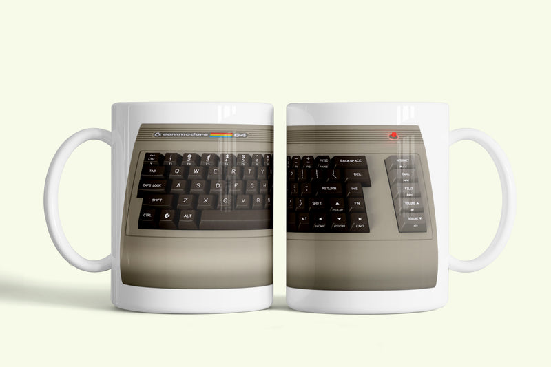 Commodore C64 bögre billentyűzettel, fehér kerámia, egyedi nyomtatott mintával